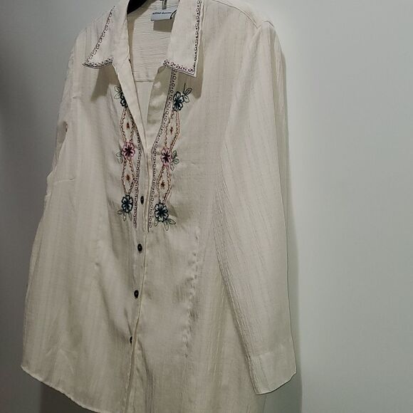 Alfred Dunner Embroidered Button Up Collared Long Sleeve Vintage Style Blouse 16 - Picture 13 of 16